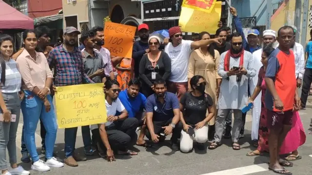 இலங்கை போராட்டம்