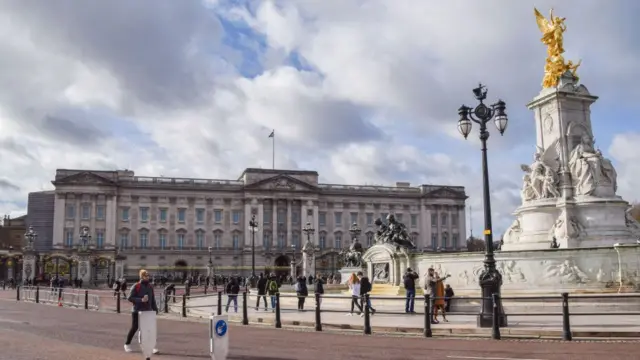 Букингемский дворец