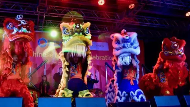 今年1月农历春节的庆祝活动人潮明显比往年少很多（Credit: BBC）