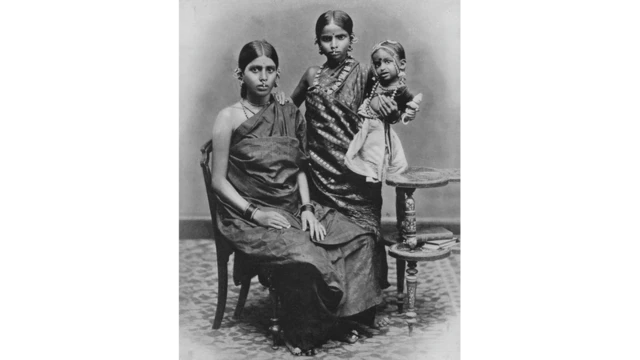 తమిళ మహిళలు