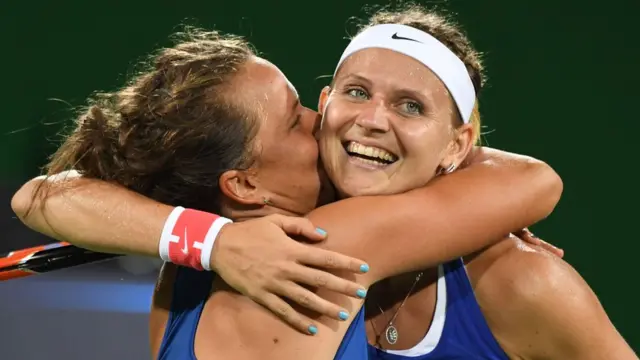 Lucie Safarova y Barbora Strycova