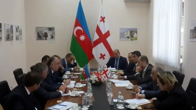 29 avqustda xarici işlər naziri Elmar Məmmədyarov Gürcüstanın xarici işlər naziri Mixeil Janelidze ilə görüşüb