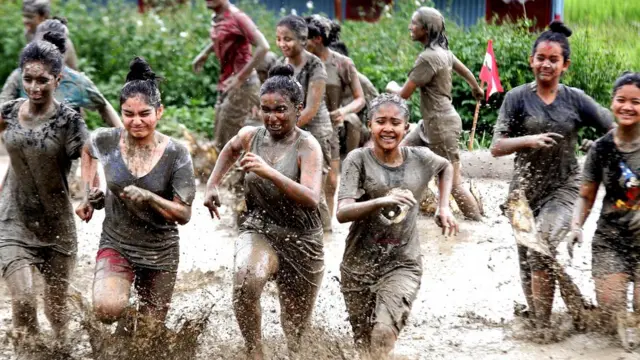 चाँगुनारायणमा हिले दौड