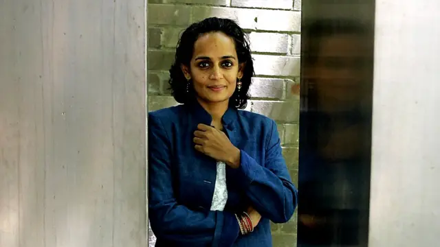 अरुंधति रॉय