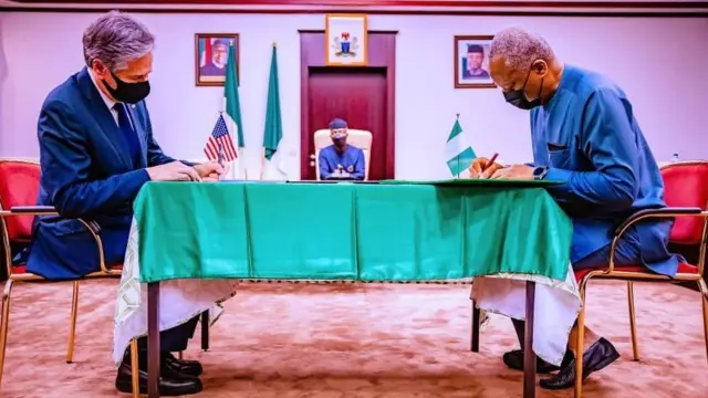 US Secretary of State visit to Nigeria: Anthony Bliken meeting wit Buhari inside fotos