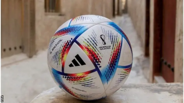 Le ballon officiel de la coupe du monde 2022 au Qatar