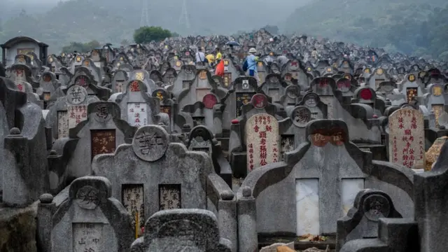 हॉन्ग कॉन्ग का एक कब्रिस्तान