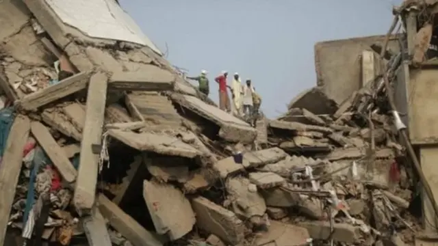 এই রানা প্লাজা ধসেই ১১০০ এর বেশি শ্রমিকের মৃত্য হয়