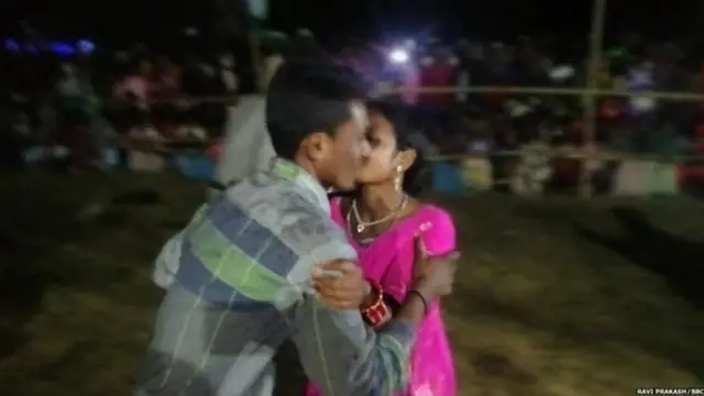 चुंबन स्पर्धा