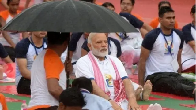 યોગ નરેન્દ્ર મોદી