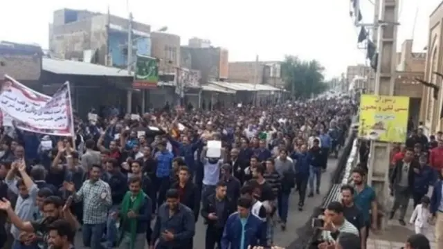 اعتراضات کارگران فولاد اهواز و هفت تپه در آذرماه سال ۱۳۹۷