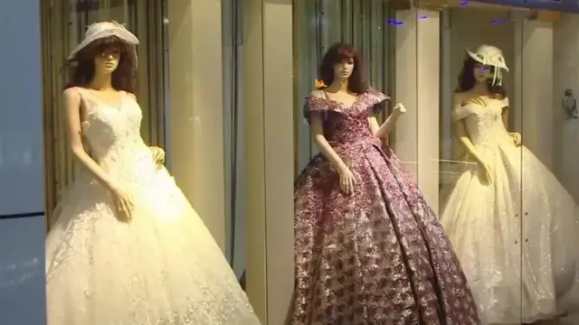 کاربران شبکه‌های اجتماعی می‌گویند در کشورهای اسلامی دیگر نیز از مانکن‌ها برای نمایش لباس استفاده می‌شود