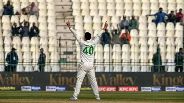 अबरार अहमद