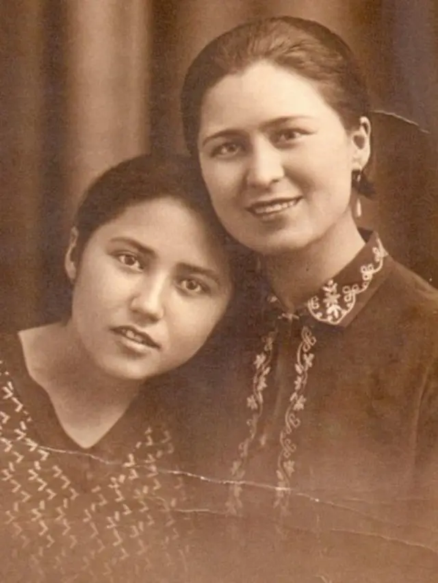 Марям синглиси Гулчеҳра билан