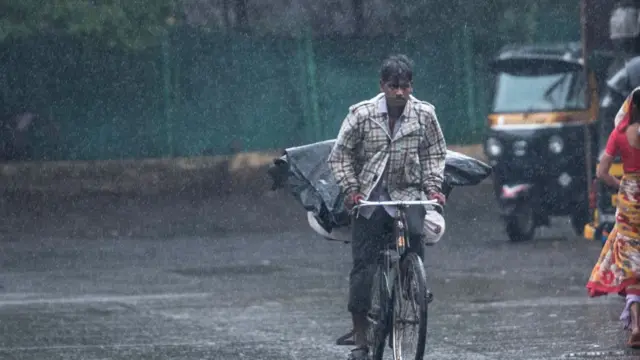 વરસાદની તસવીર