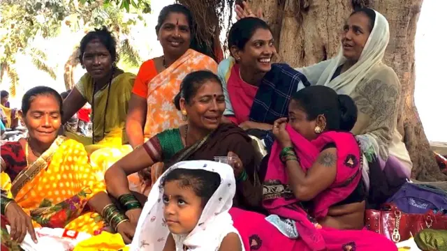 दुर्गा गुडिलु आणि वैदु समाजातील महिला