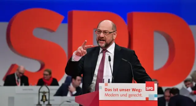 Leader of the Social Democratic Party (SPD) Martin Schulz addresses delegates during the party's congress on 8 December, 2017 in Berlin.