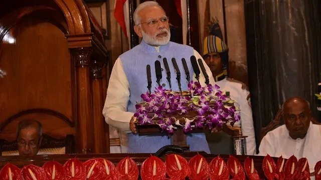 नरेंद्र मोदी