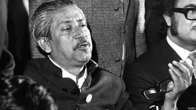 शेख मुजीबुर रहमान 1972 में लंदन में.