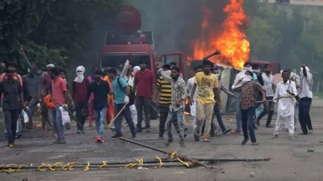 पंचकुला में हिंसा