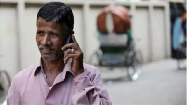 রবি বলছে তারা বাছাই করা কিছু গ্রাহককে নগদে অ্যাকাউন্ট খোলার অফার দিচ্ছেন