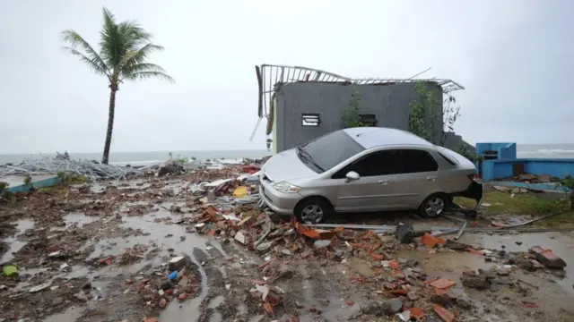 Tsunami Selat Sunda