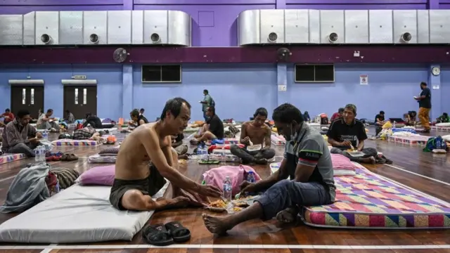 மலேசியாவில் அந்நியத் தொழிலாளர்கள் கோவிட்-19 பரிசோதனை செய்து கொள்ள மானியம்