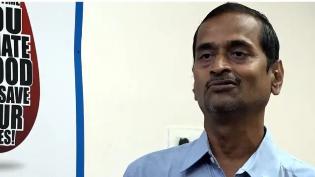 பாம்பே ரத்தம்