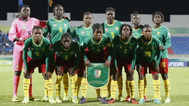 Otu egwuregwu bọọlụ ụmụnwaanyị mba Kamerun