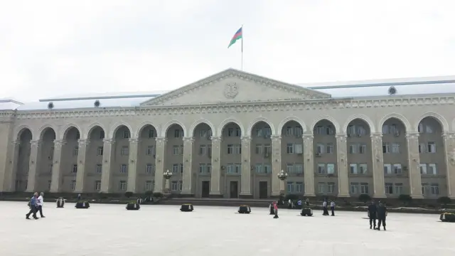 здание исполнительной Власти