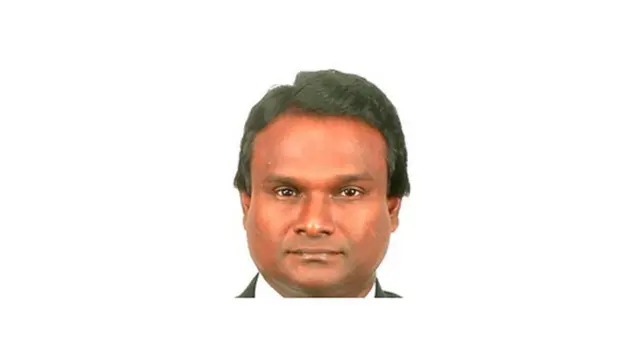 මහරගම මුඛ සෞඛ්‍ය ආයතනයේ සේවය කරන විශේෂඥ දන්ත වෛද්‍ය හේමන්ත අමරසිංහ