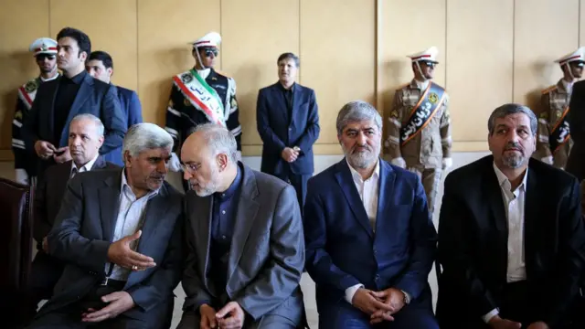 مراسم رسمی در محل مجلس شورای اسلامی در تهران