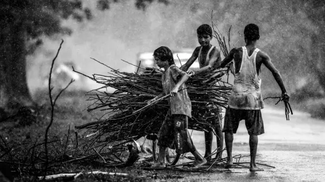 असम, बाढ़