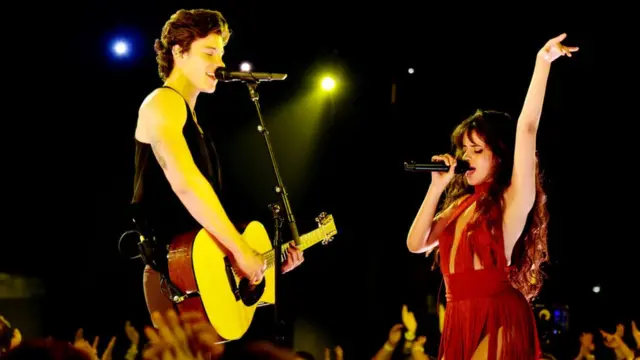 Camila Cabello y Shawn Mendes