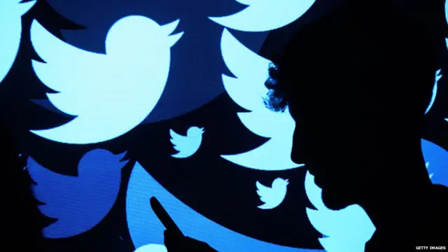 साइबर क्राइम, फेसबुक, ट्विटर