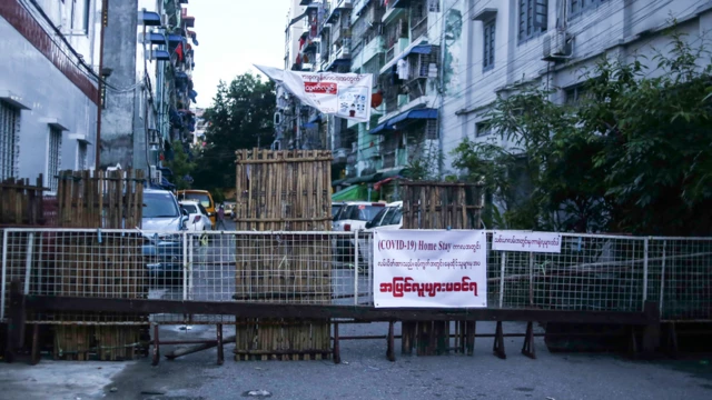 နှစ်ပတ်၊သုံးပတ်လောက် အိမ်ပြင်မထွက်ဘဲ နေကြရင် အခု ကူးစက်မှုနှုန်းက ထိုးဆင်းသွားလိမ့်မယ်လို့ ကျန်းမာရေးက ခန့်မှန်း