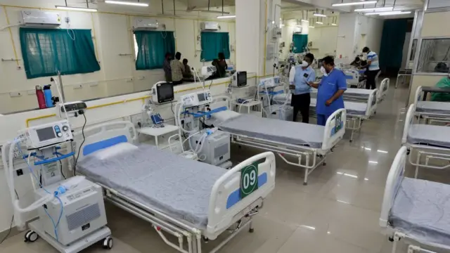 खासगी रुग्णालयांमध्ये उपचार घेणाऱ्यांसाठी दर निश्चित