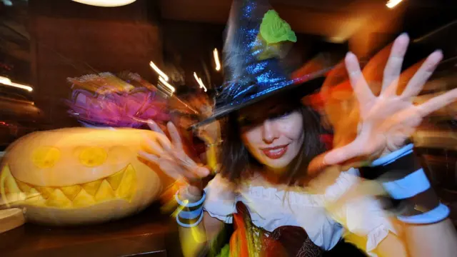 празднование Хэллоуина