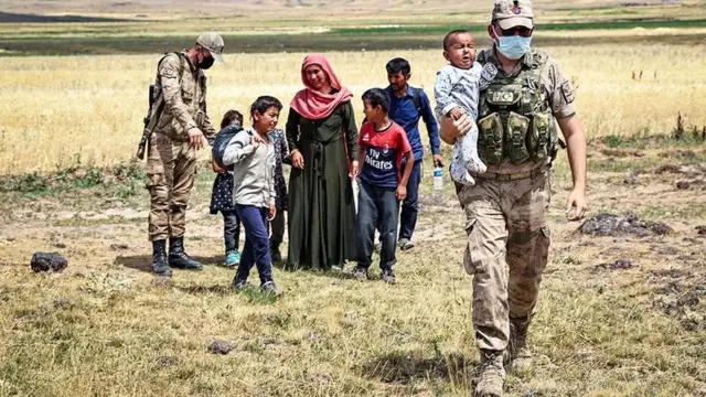 የአፍጋኒስታን ስደተኞች በቱርክ እና ኢራን ድንበር አቅራቢያ