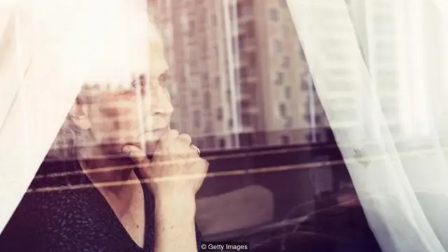 تنهایی در سالمندان نسبت به سایر گروه‌های سنی رایج‌تر است