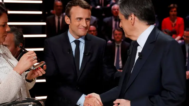 إيمانويل ماكرون المرشح المعتدل عن حزب "فرنسا إلى الأمام" في صدارة المرشحين الأكثر إقناعا للفرنسيين حسب استطلاعات الرأي