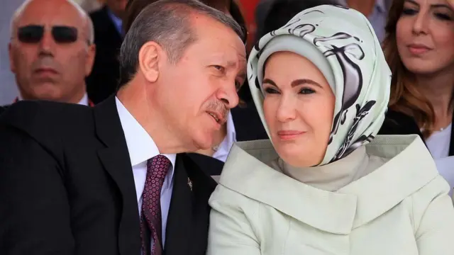 Erdogan e a esposa