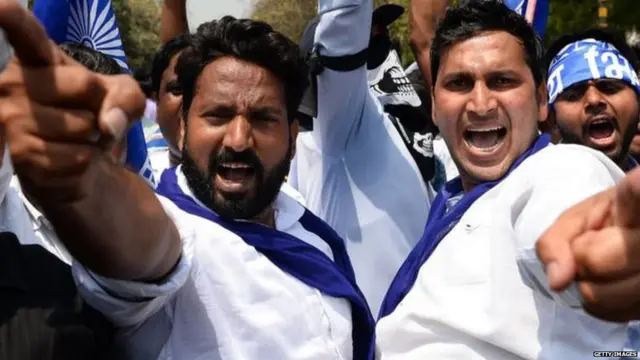 దళితుల ఆందోళన