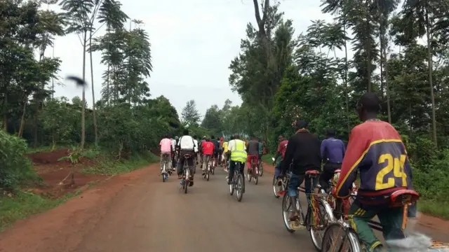 Uretse abasiganwa babigize umwuga, hari n'abandi bitabiriye iryo higanwa