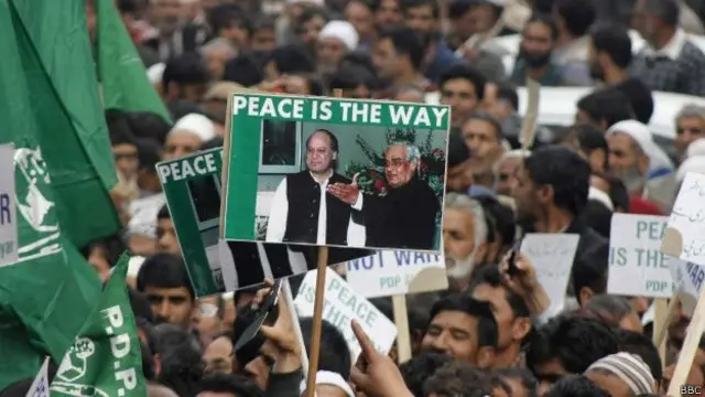 वाजपेयी और नवाज़ शरीफ़