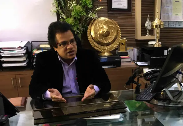 प्रतीक हाजेला