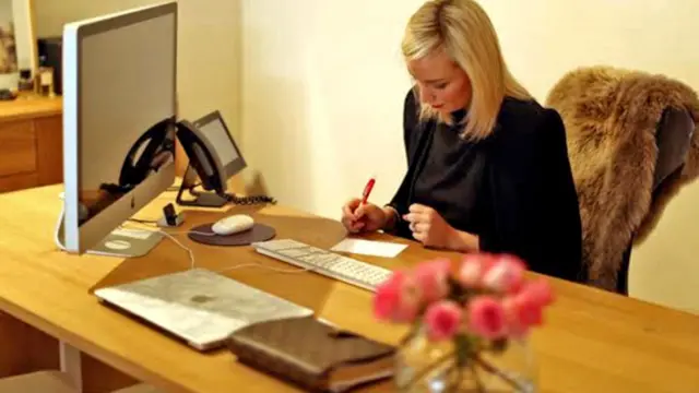 Люди просто пытаются вернуть себе контроль над своим временем, считает основатель компании Flourish PR Анжела Себерано