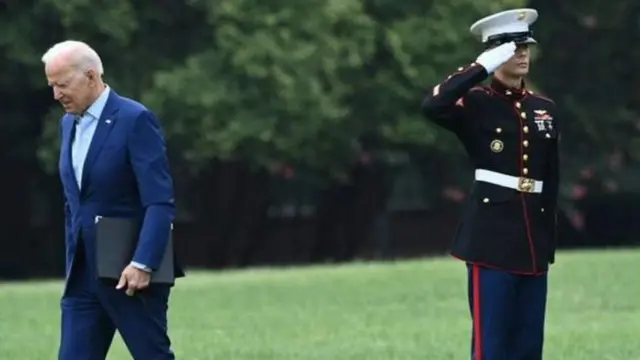 Shugaba Biden ya kafe a kan matsayinsa na janye sojin Amurka wanda ya bayar da kafar da Taliban ta kwace mulki