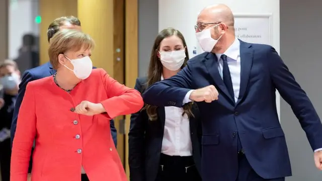 Merkel e Charles Michel