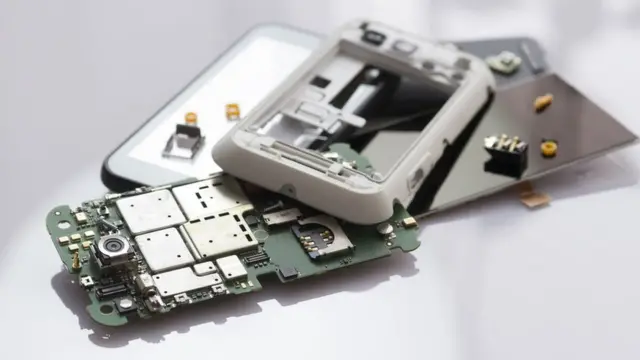 معادن قيمة داخل هواتفنا المحمولة